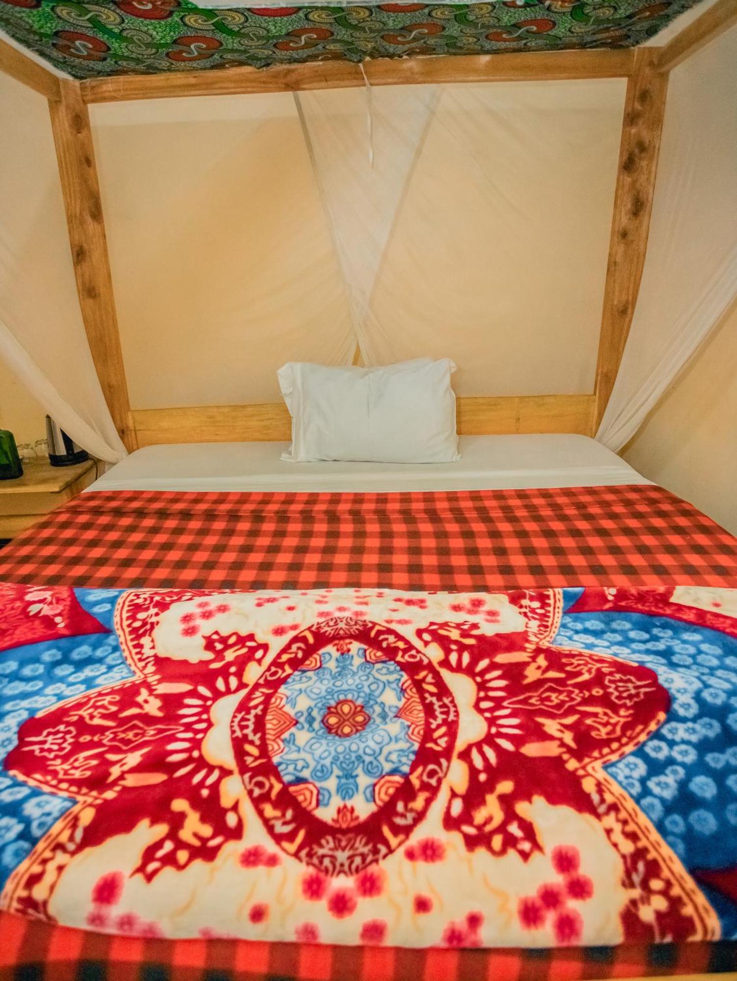 The Secret Garden Hotel Moshi Rom bilde